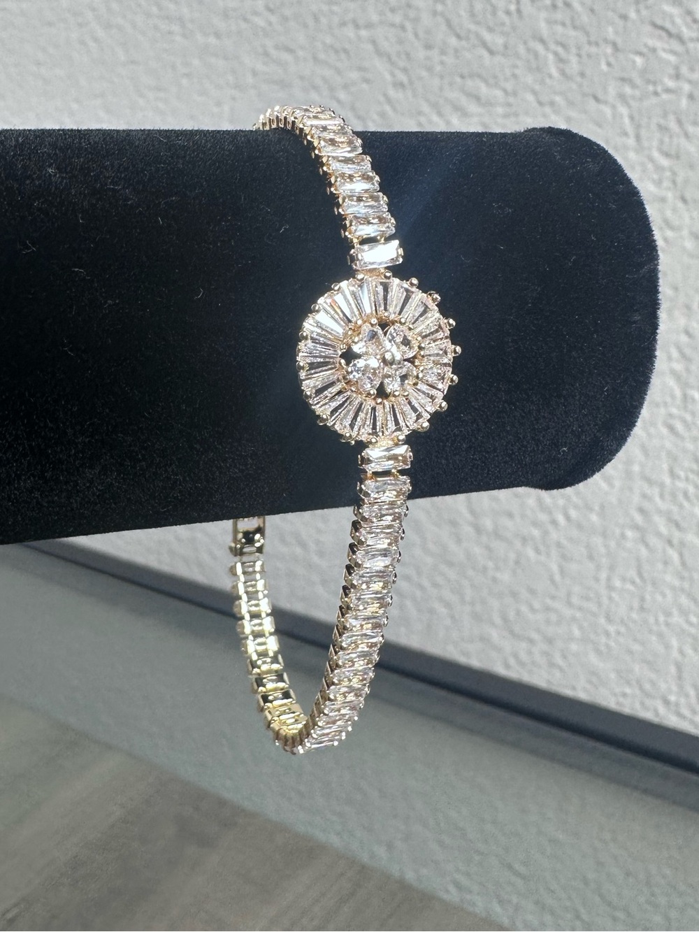 Gold-Filled Baguette Floral Bracelet in Yellow Gold